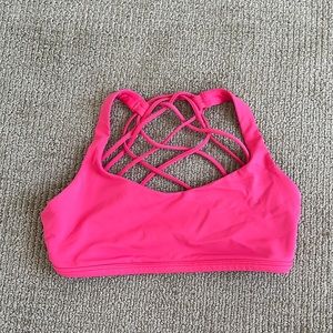 Lululemon free to be bra size 6